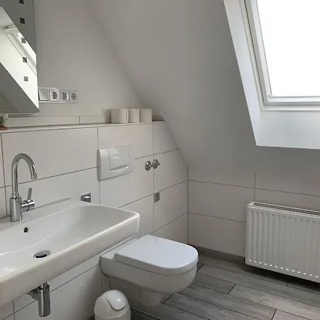 Vanta In The House Aft Diek *